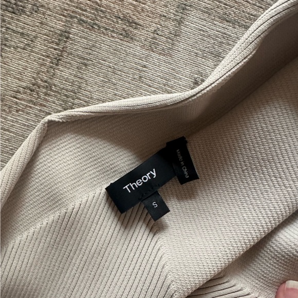 Theory one shoulder shirt - Picture 2 of 2